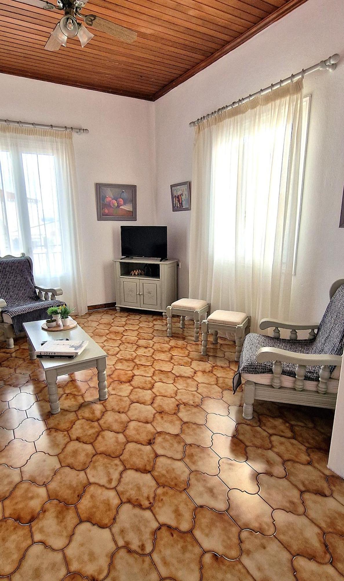 Summer House In Spetses エクステリア 写真