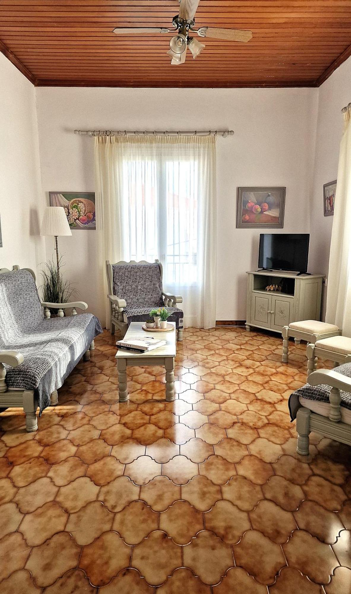 Summer House In Spetses エクステリア 写真